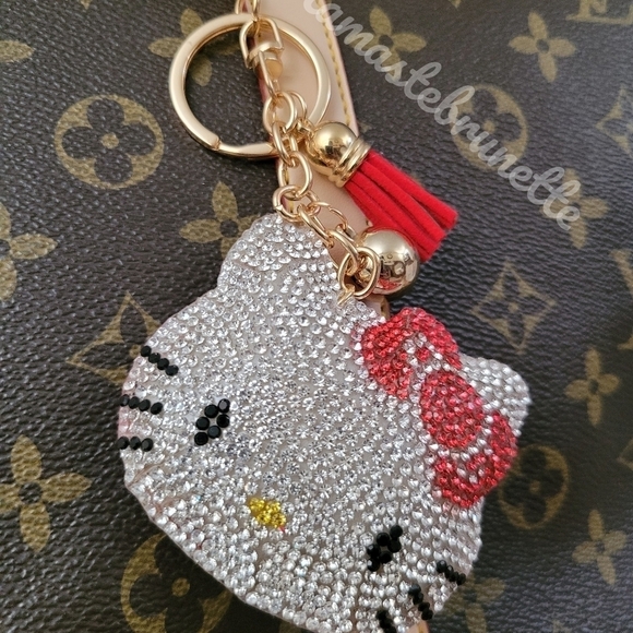 Hello Kitty Red Bow Crystal Rhinestone Keychain Bag Charm with Tan Tassel - Picture 8 of 11